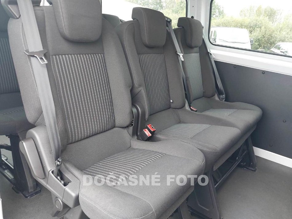 Ford Transit Custom 2.2TDCi Trend L2 9míst