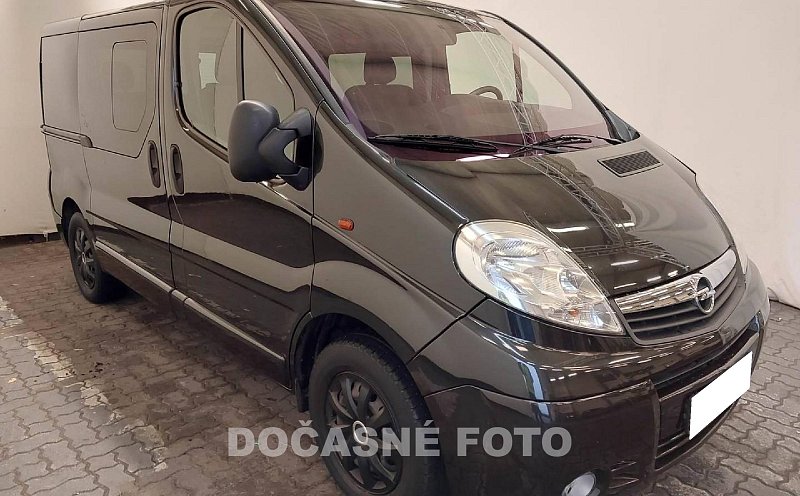 Opel Vivaro 2.0CDTi  9míst