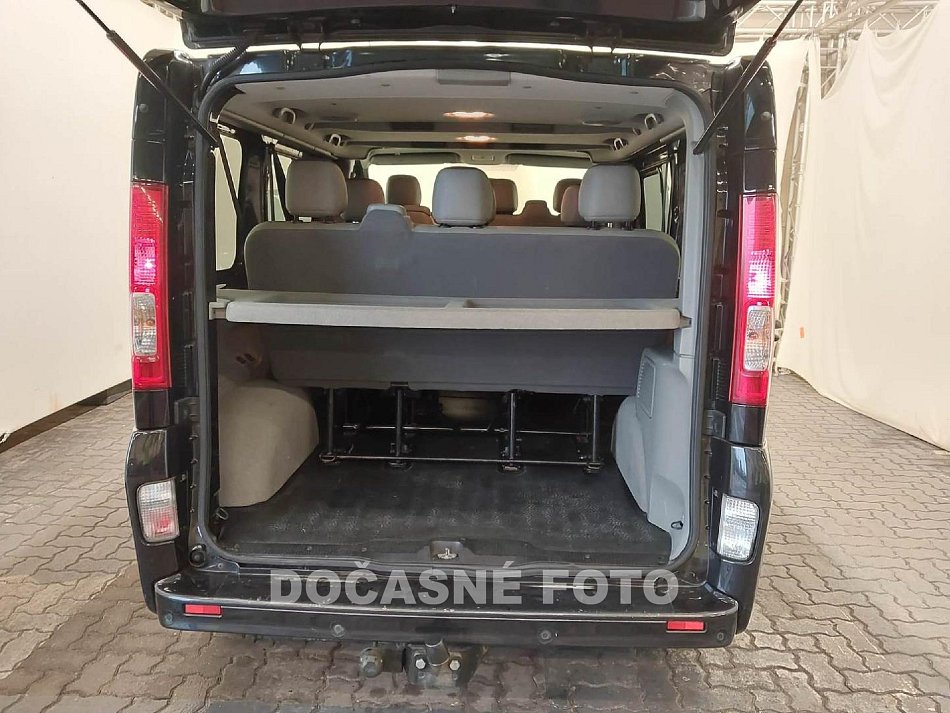 Opel Vivaro 2.0CDTi  9míst