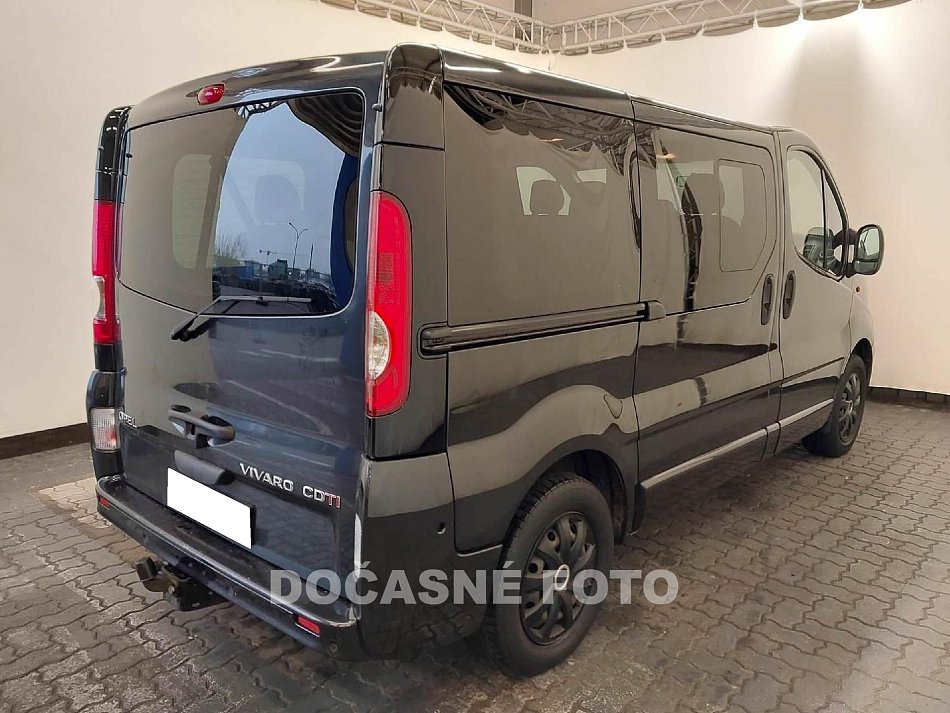 Opel Vivaro 2.0CDTi  9míst