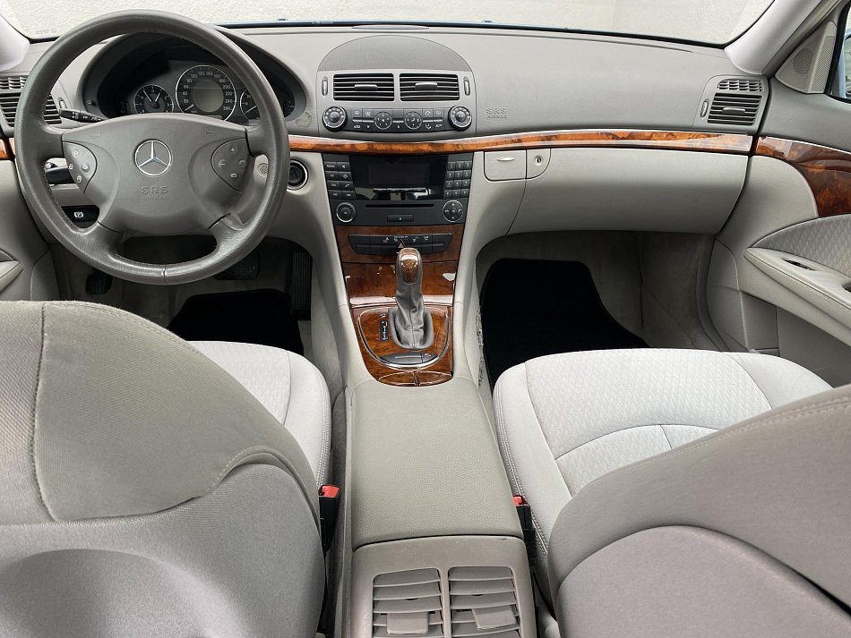 Mercedes-Benz Třída E 3.5 Elegance E350