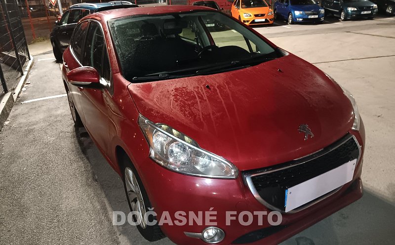 Peugeot 208 1.2 VTi 