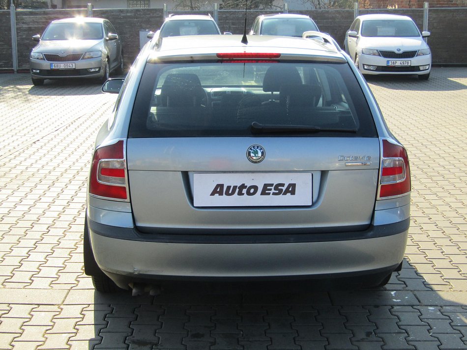 Škoda Octavia II 2.0 TDi Elegance