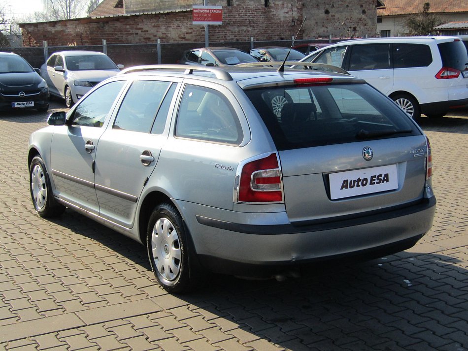 Škoda Octavia II 2.0 TDi Elegance