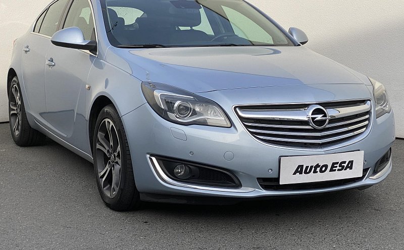 Opel Insignia 2.0CDTi 