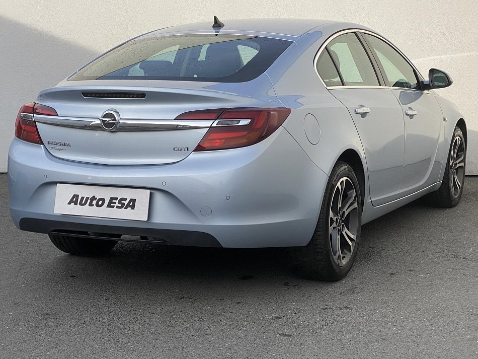 Opel Insignia 2.0CDTi 