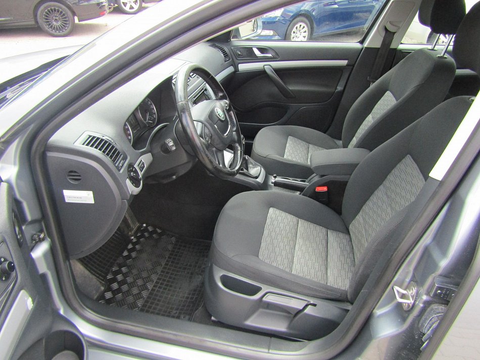 Škoda Octavia II 1.6 TDi Ambition