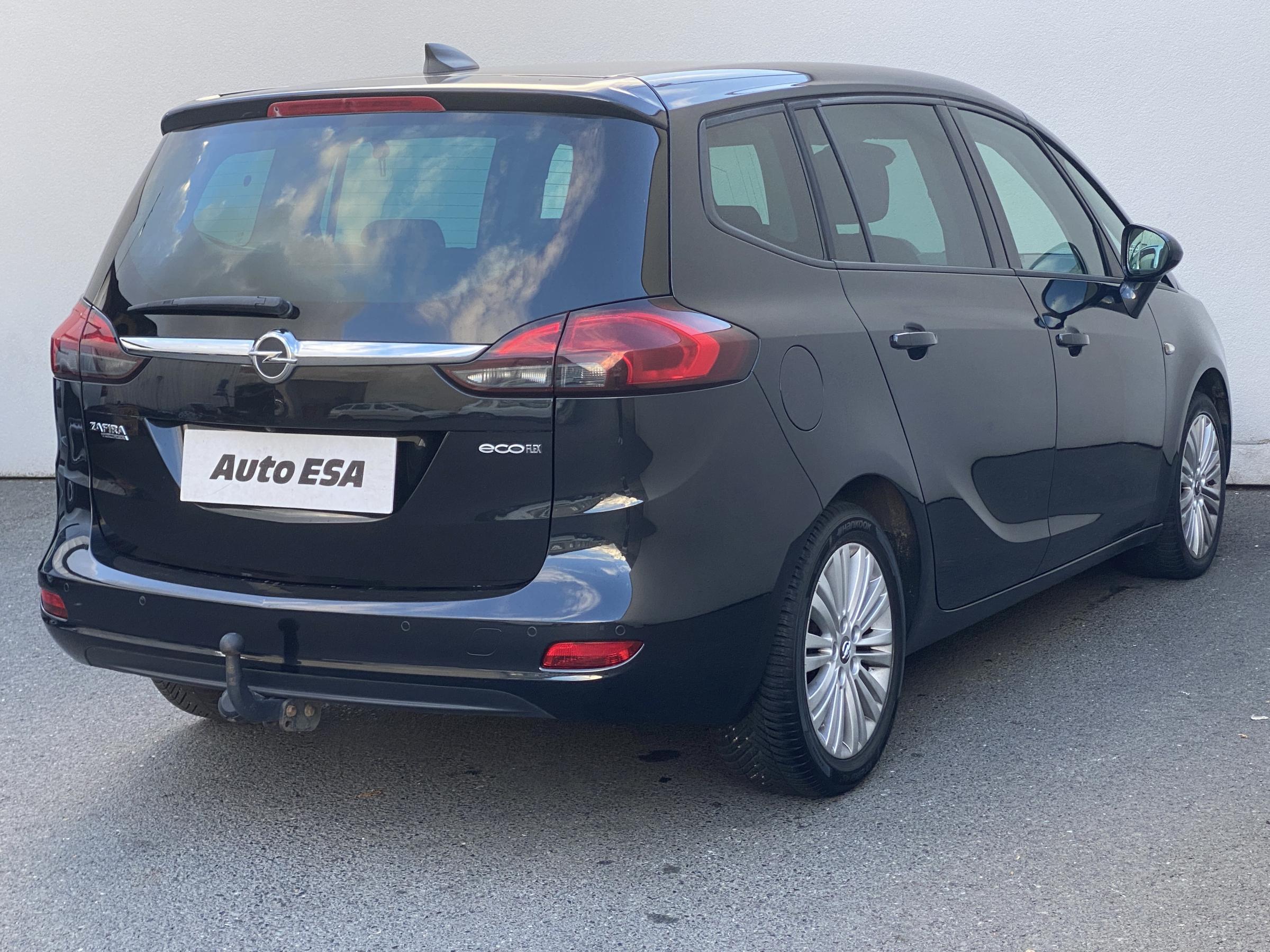 Opel Zafira, 2016 - pohled č. 4