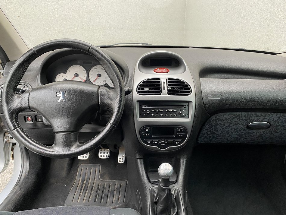 Peugeot 206 1.4i Quiksilver