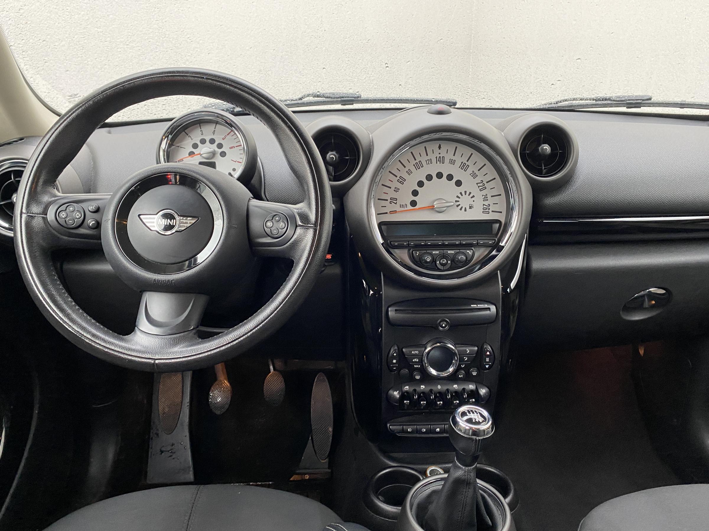 Mini Countryman, 2013 - pohled č. 9