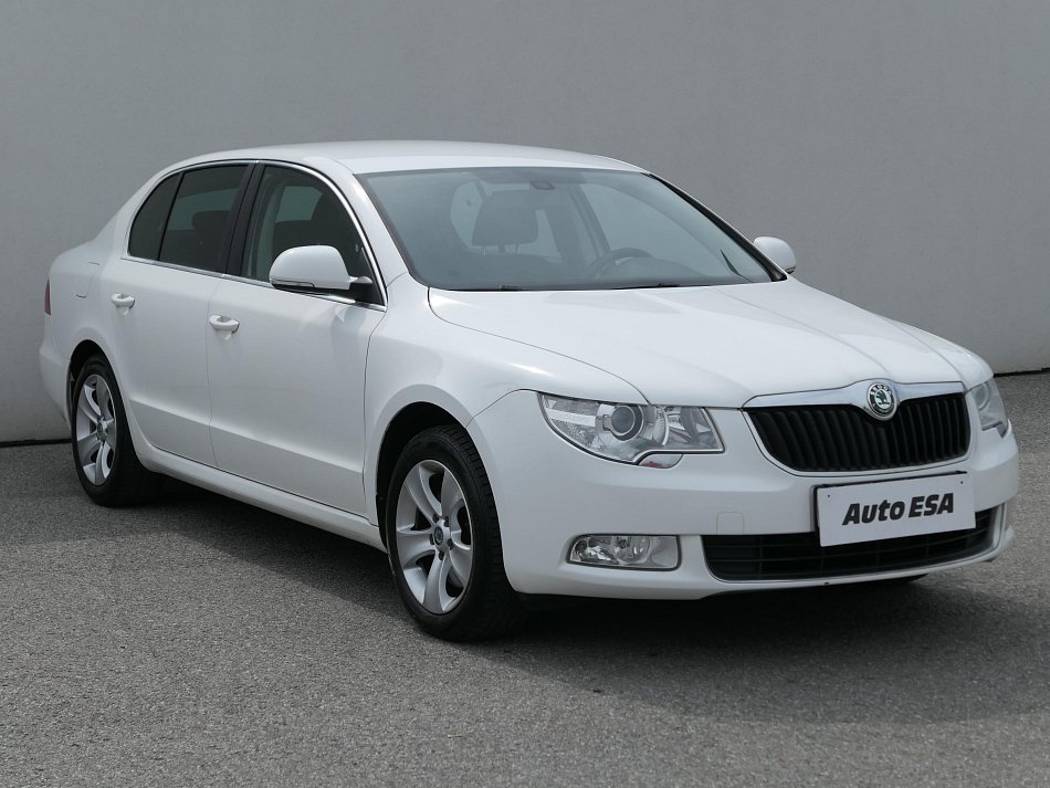 Škoda Superb II 2.0TDi Ambiente