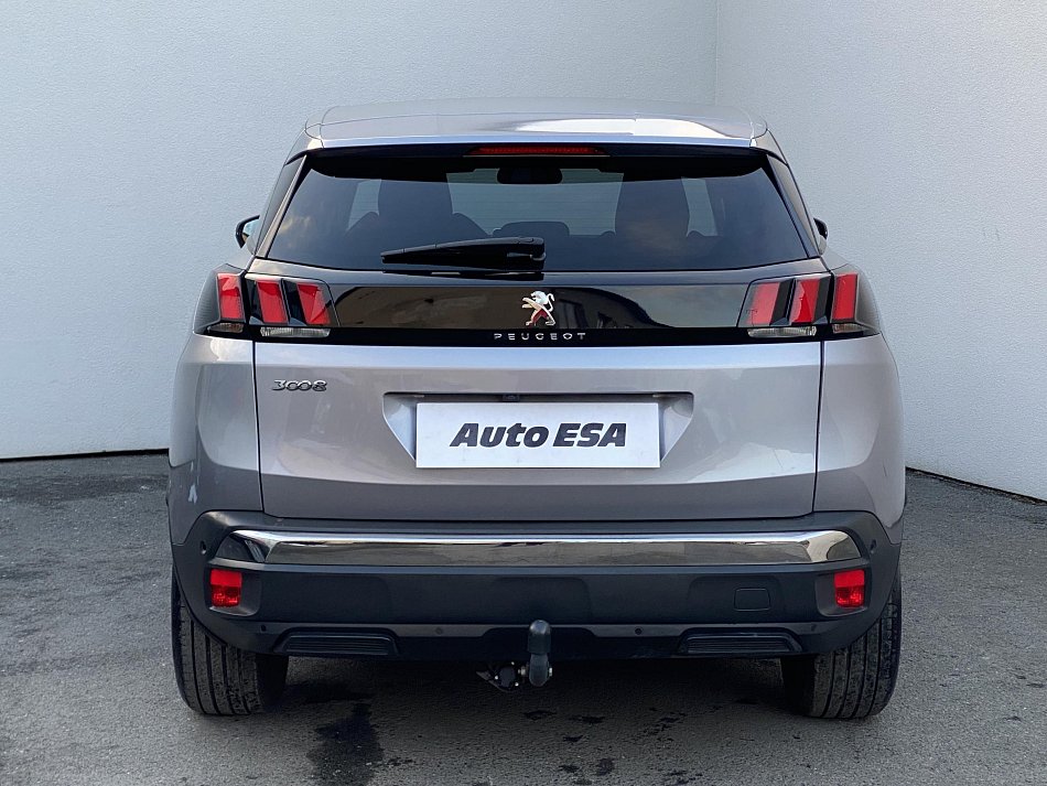 Peugeot 3008 1.2PT Allure