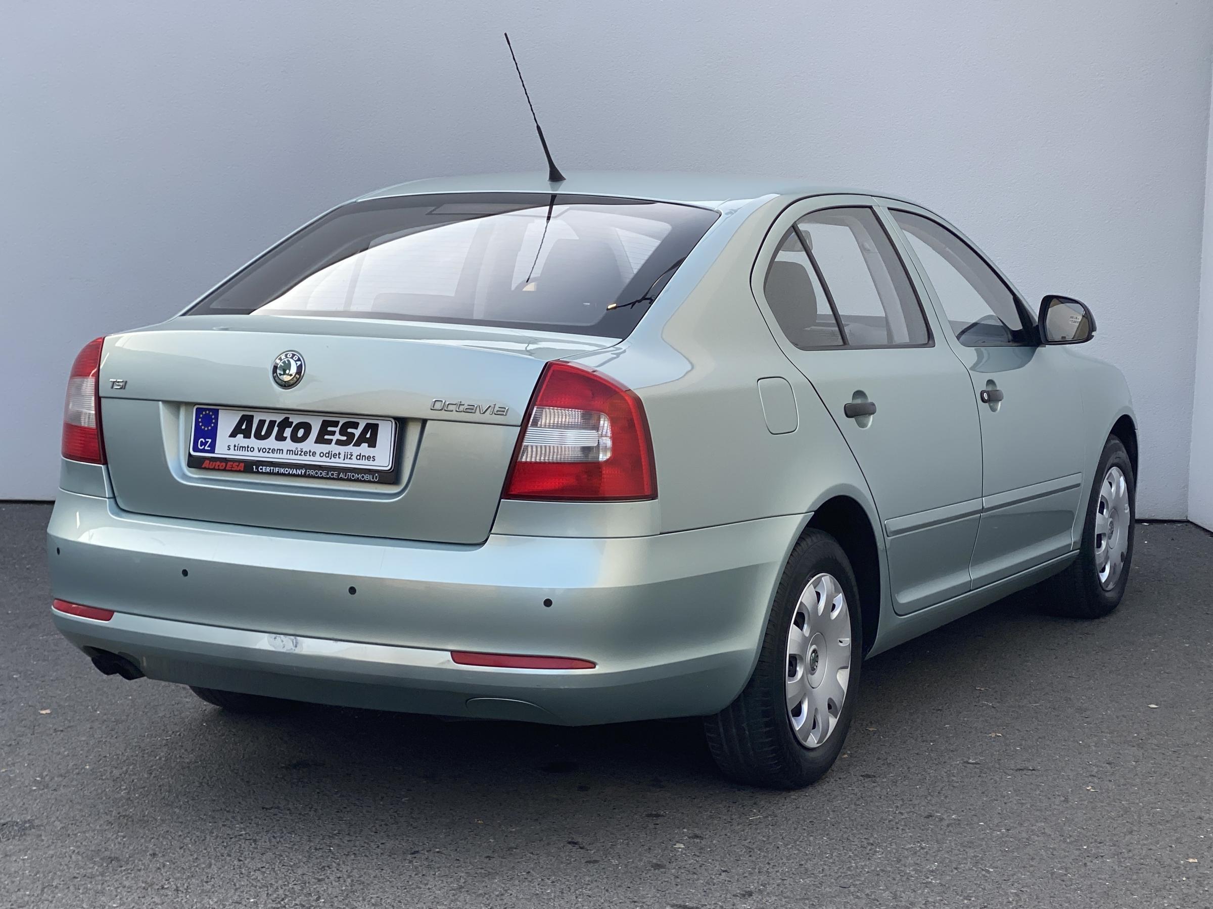 Škoda Octavia II, 2010 - pohled č. 4