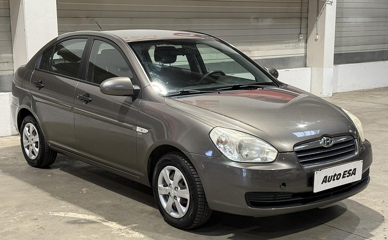 Hyundai Accent 1.4i 