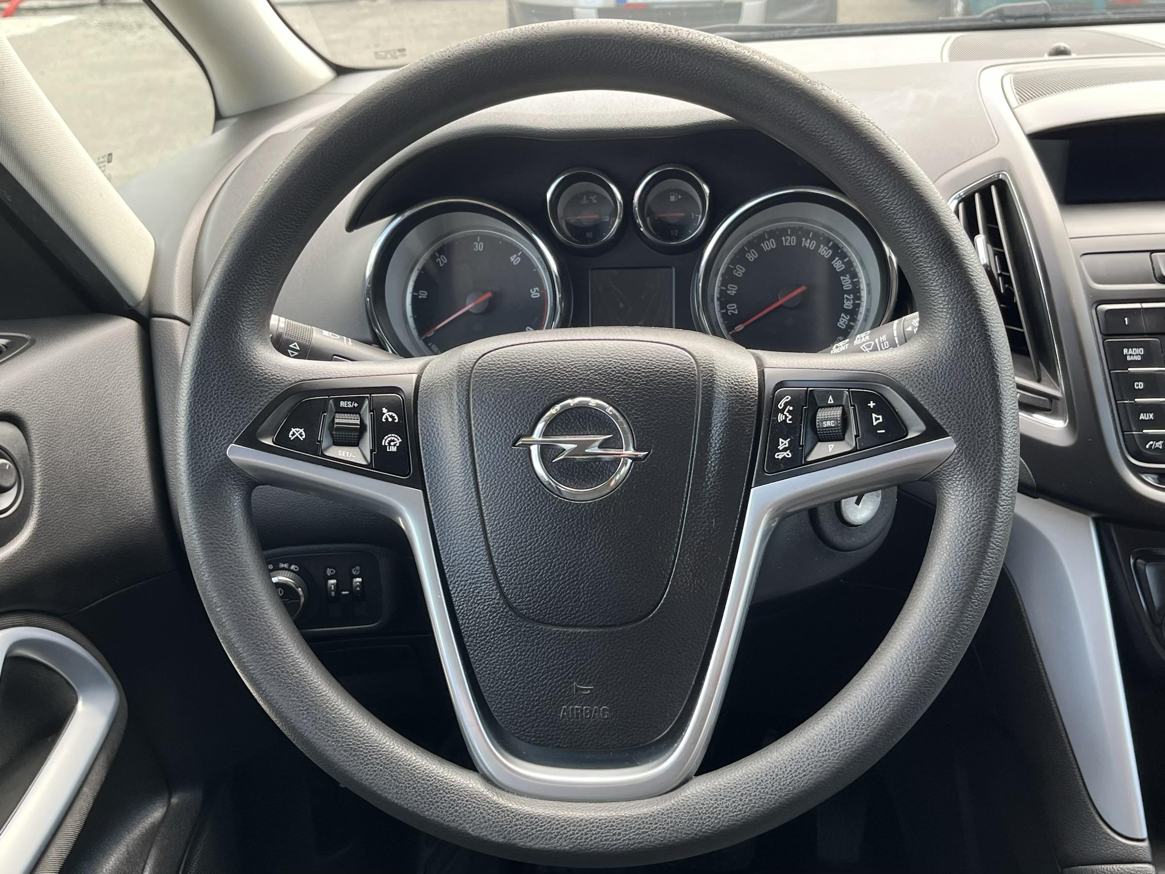 Opel Zafira, 2016 - pohled č. 22