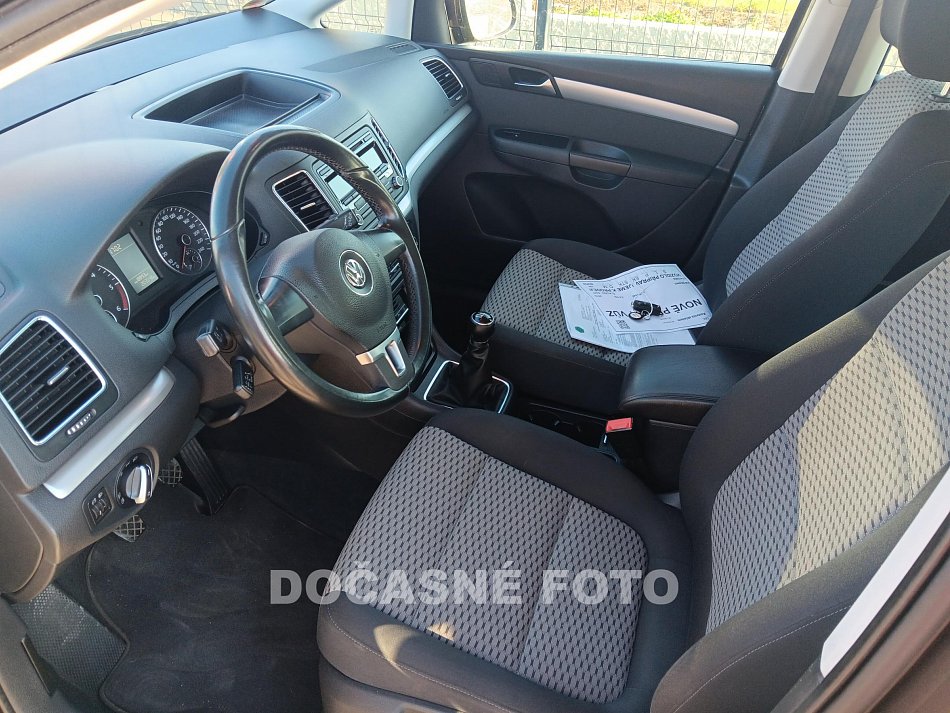 Volkswagen Sharan 2.0 TDi 