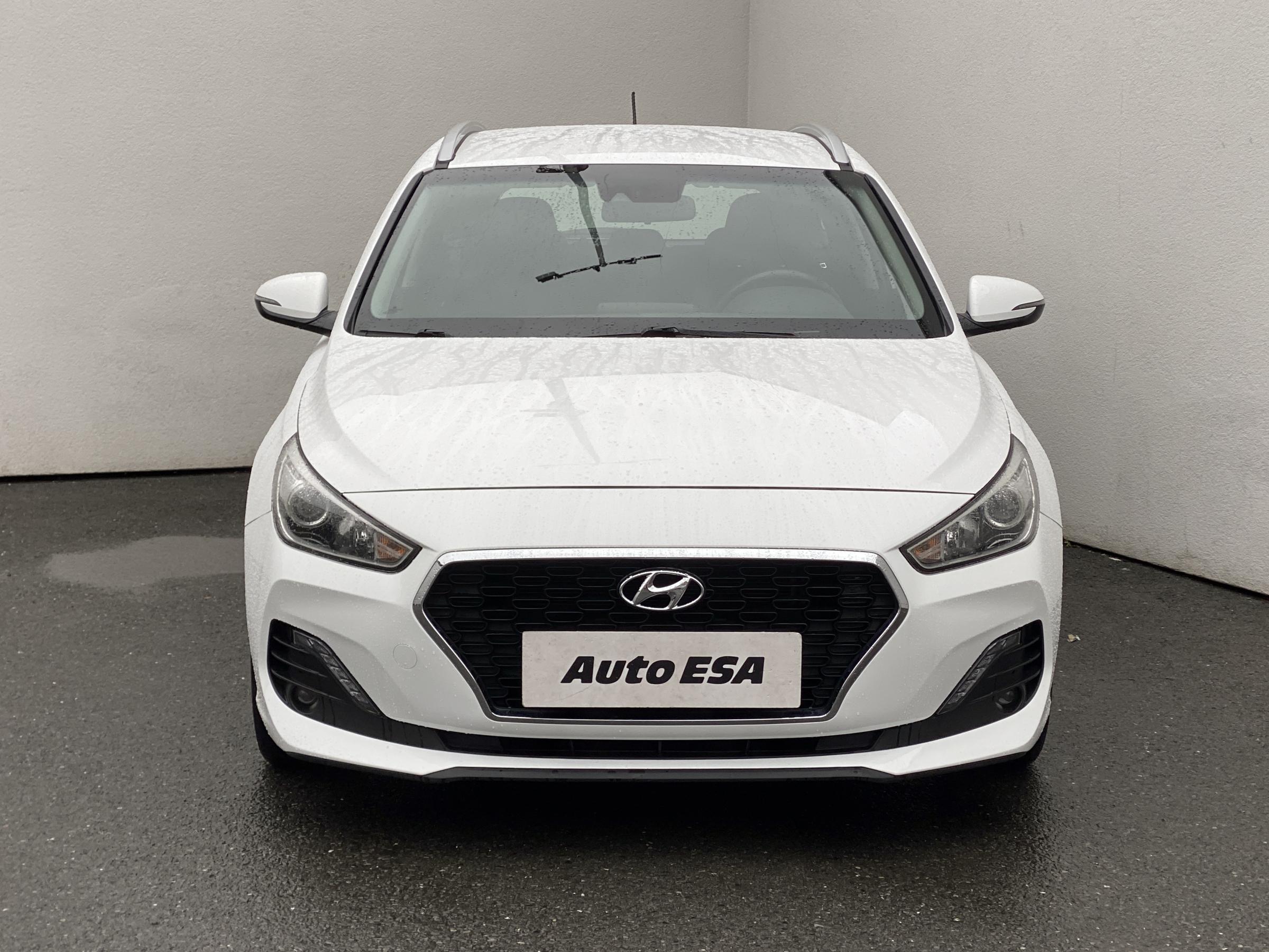 Hyundai i30, 2019 - pohled č. 2