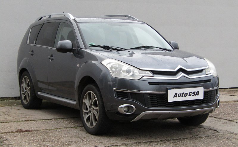 Citroën C-Crosser 2.2 HDi 