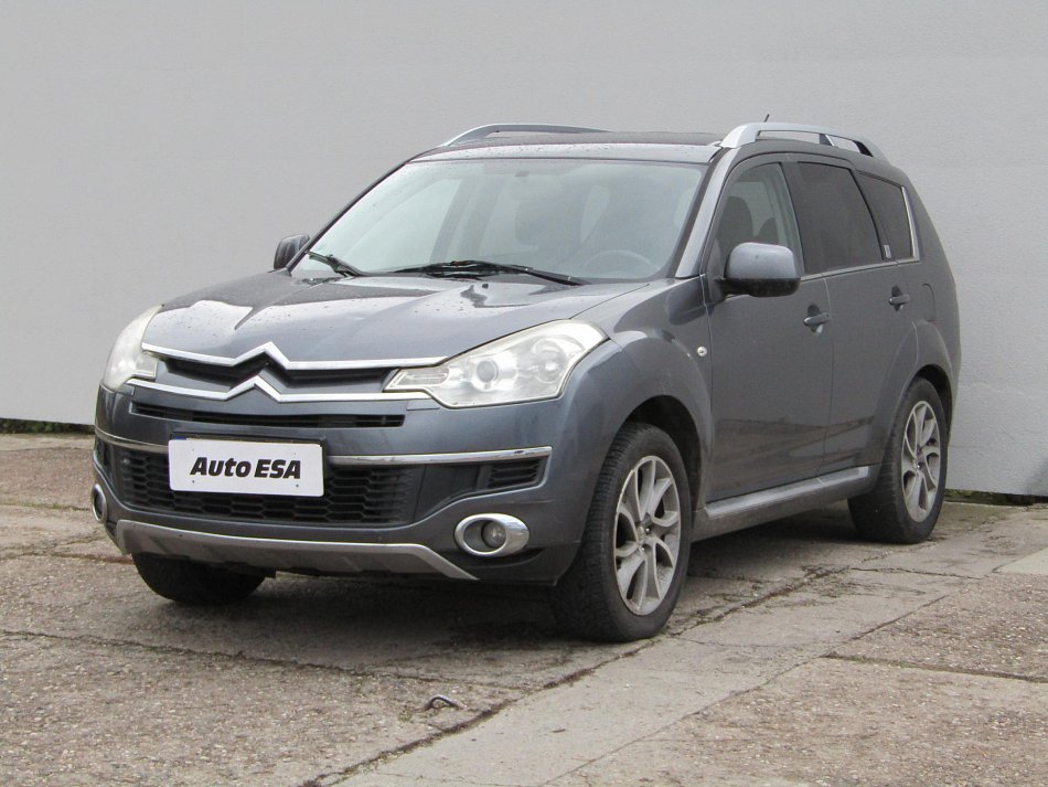 Citroën C-Crosser 2.2 HDi 