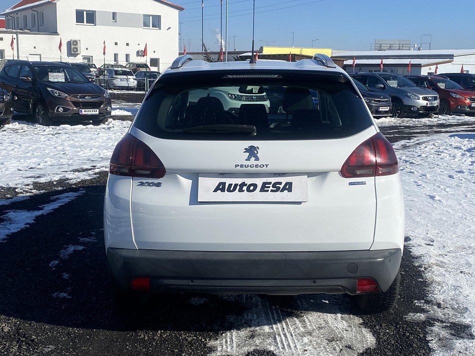 Peugeot 2008 1.2PT 