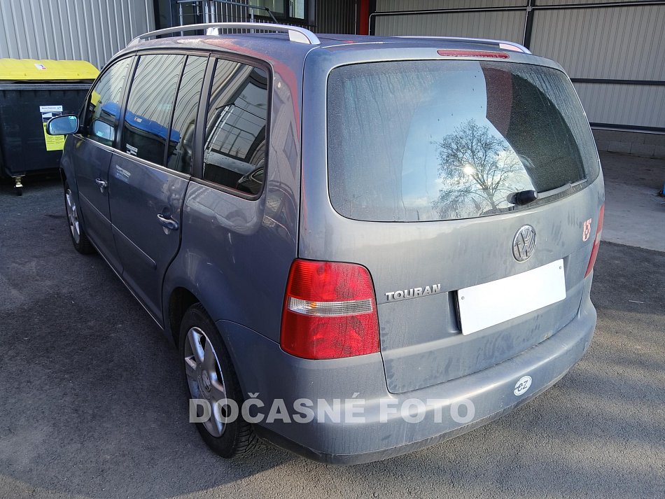 Volkswagen Touran 2.0 TDi 