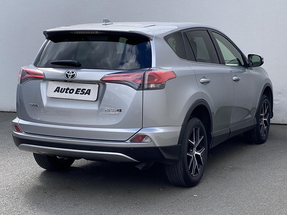 Toyota RAV4 2.0 VVT-i  AWD