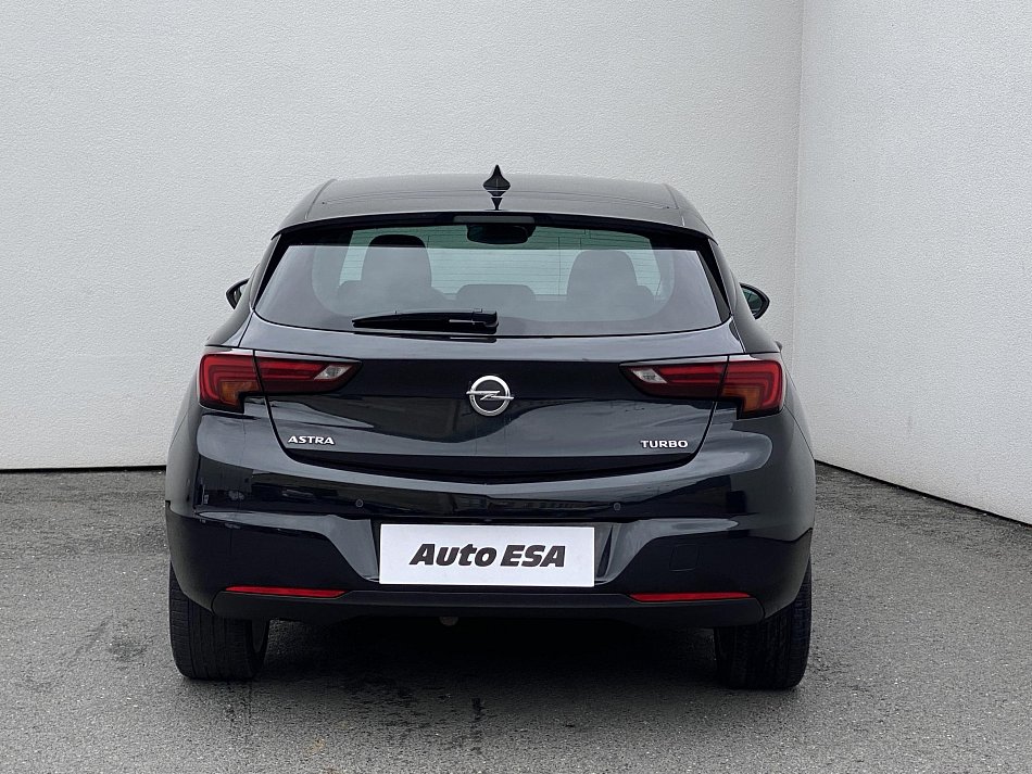 Opel Astra 1.4 T Innovation