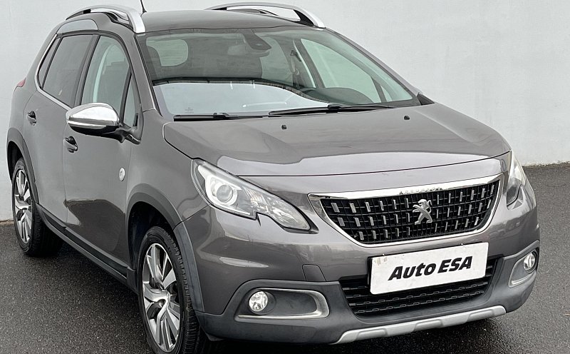 Peugeot 2008 1.2 PT Crossway