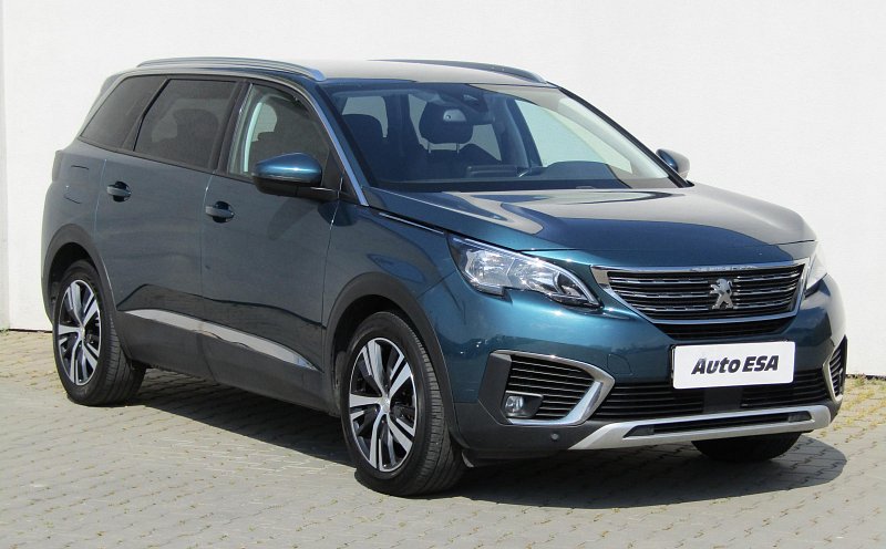 Peugeot 5008 1.5 HDi 