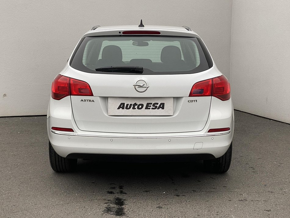 Opel Astra 1.6 CDTi 