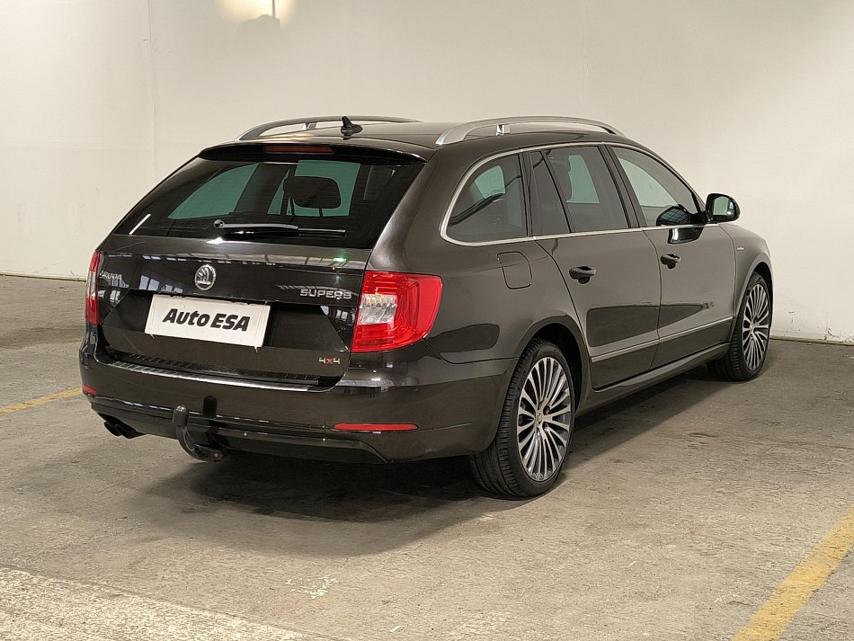 Škoda Superb II 2.0TDi L&K 4x4