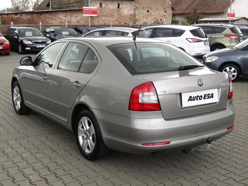 Škoda Octavia II 1.6 TDi Elegance