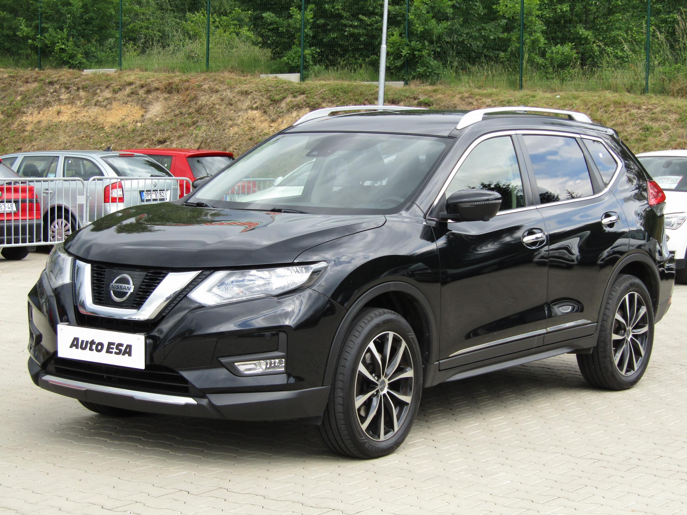 Nissan X-Trail, 2018 - pohled č. 3