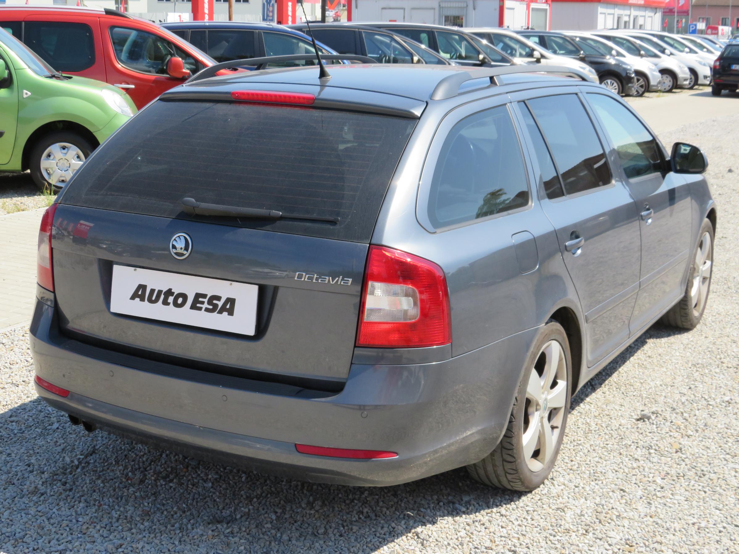 Škoda Octavia II, 2009 - pohled č. 4