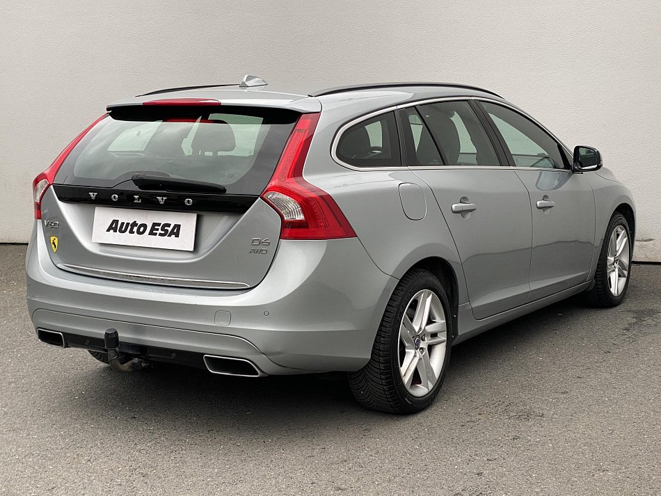 Volvo V60 2.4 D6  AWD