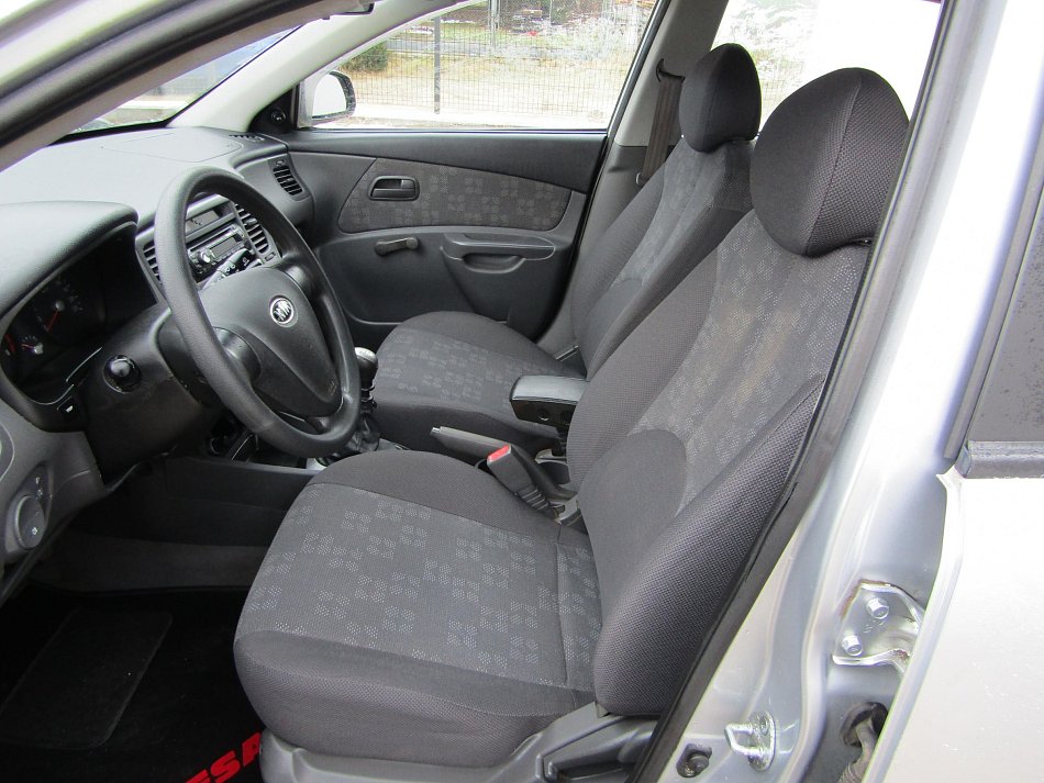 Kia Rio 1.4 i 