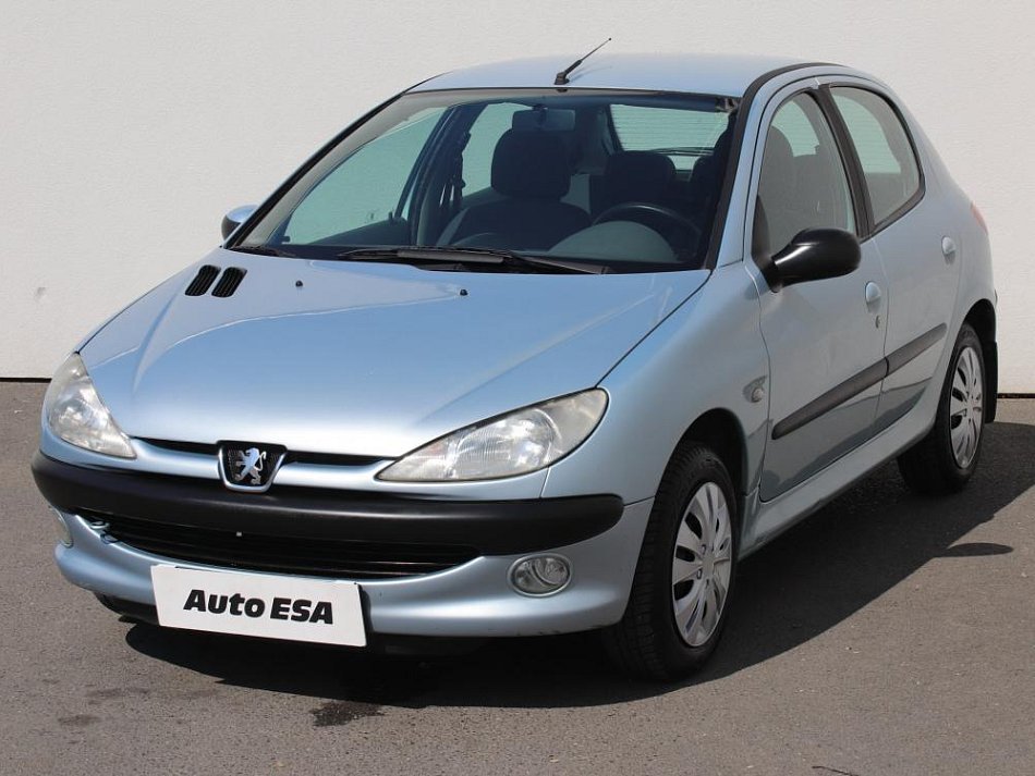 Peugeot 206 1.6i 