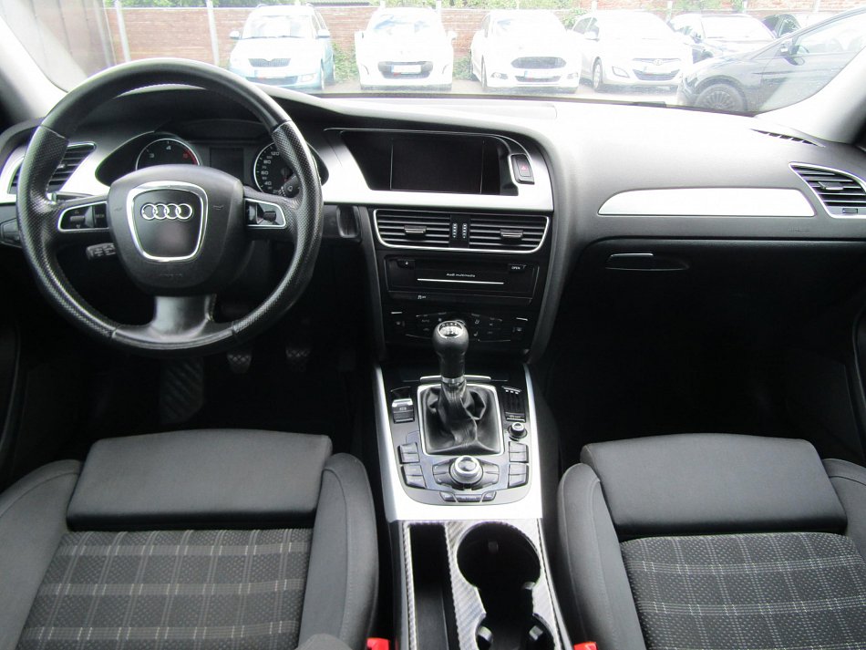 Audi A4 2.0 TDi 