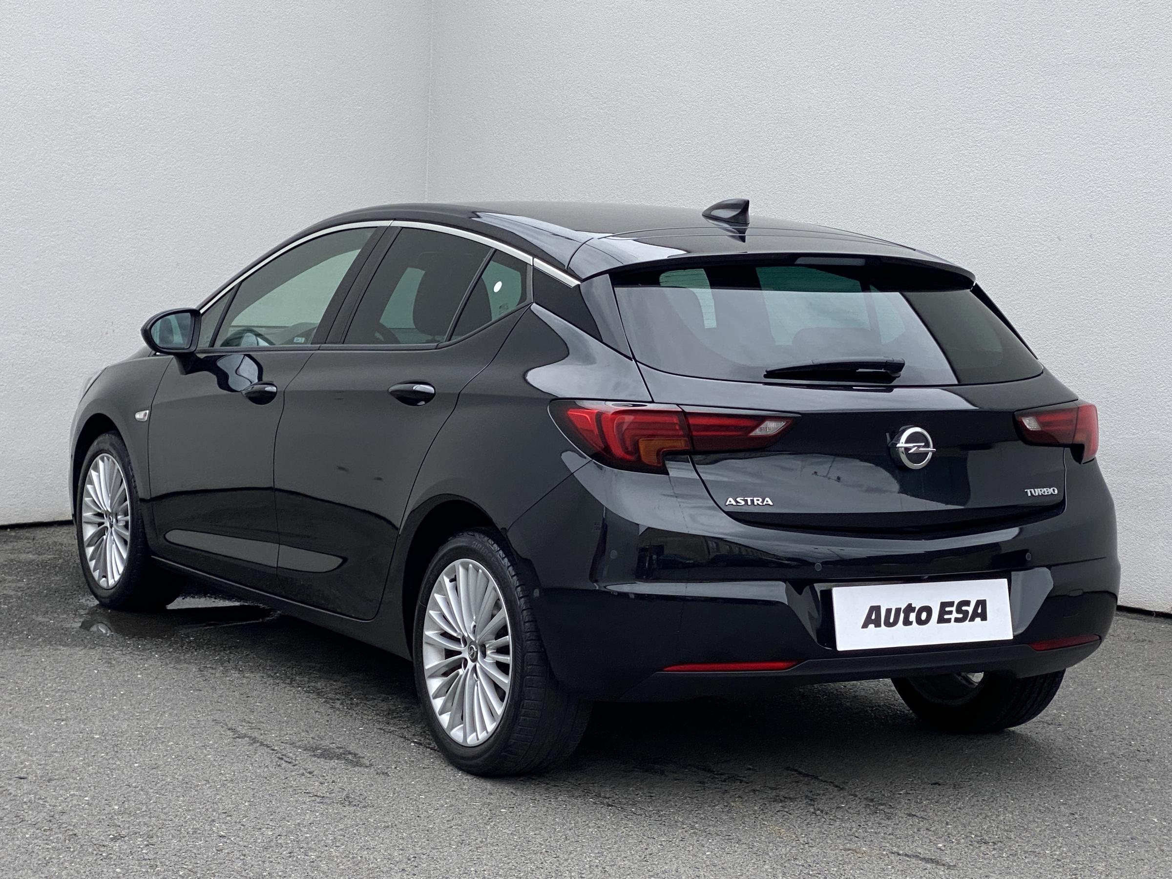 Opel Astra, 2015 - pohled č. 6