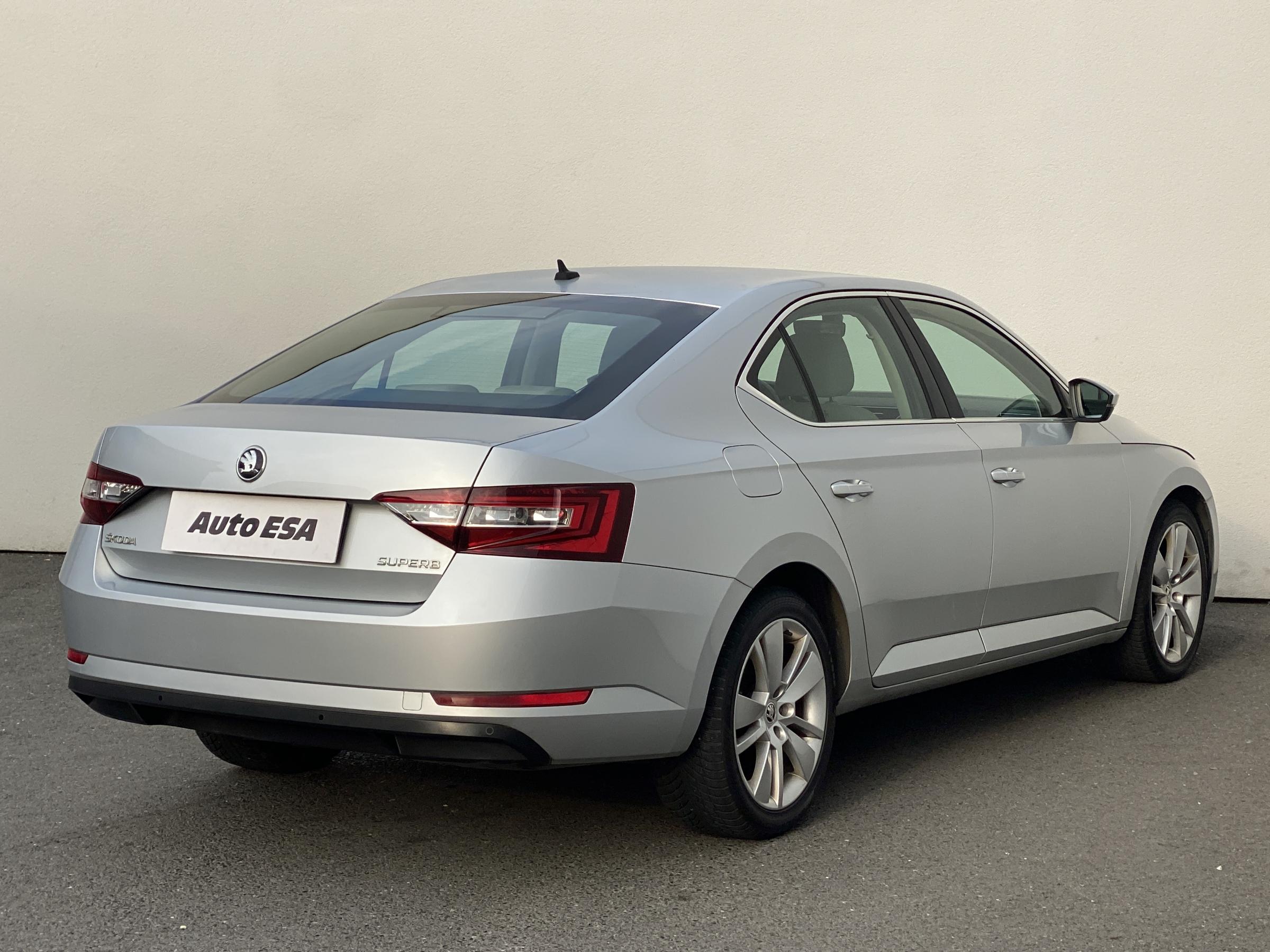 Škoda Superb III, 2015 - pohled č. 4