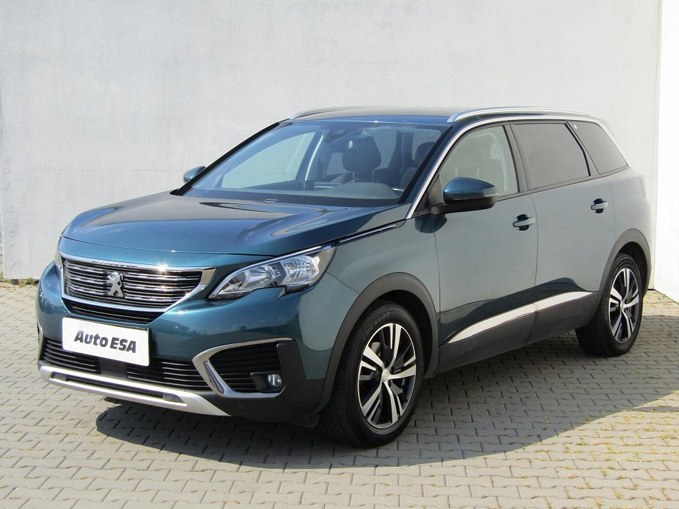 Peugeot 5008 1.5 HDi 