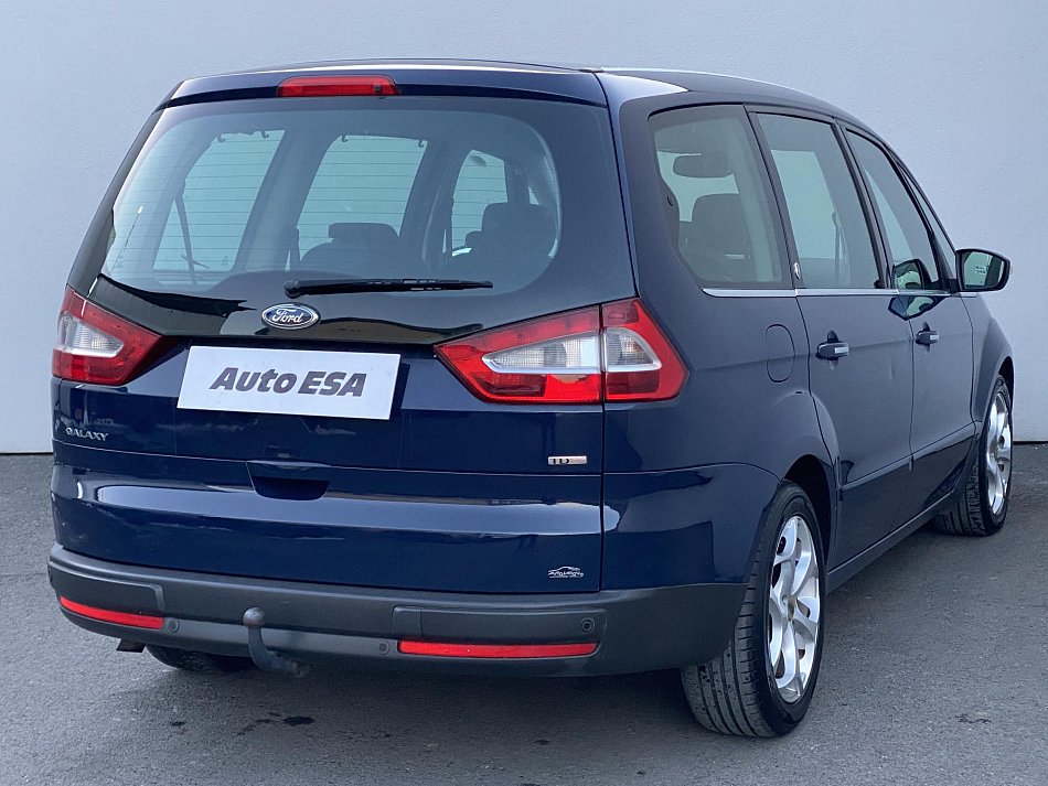 Ford Galaxy 2.0 TDCi Ghia 7míst