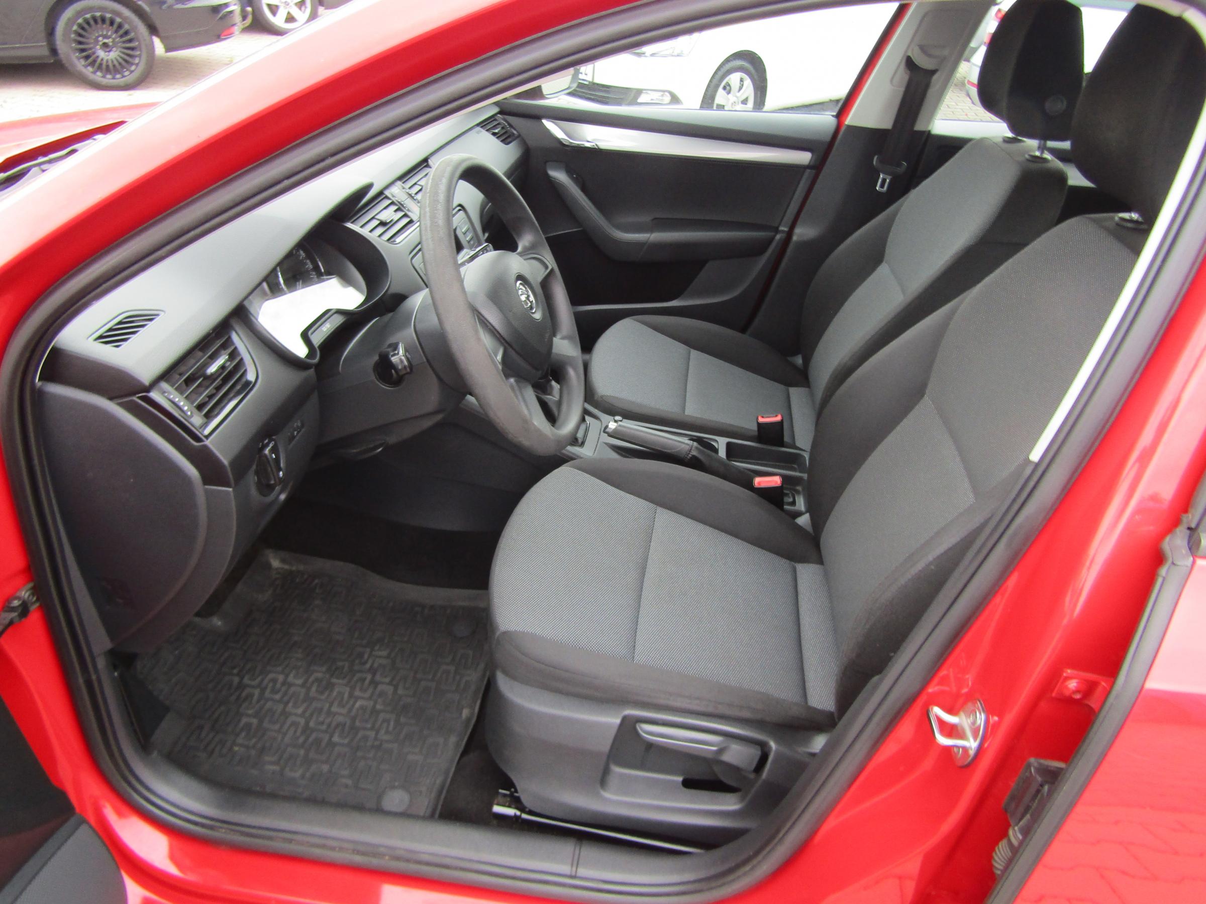 Škoda Octavia III, 2013 - pohled č. 12