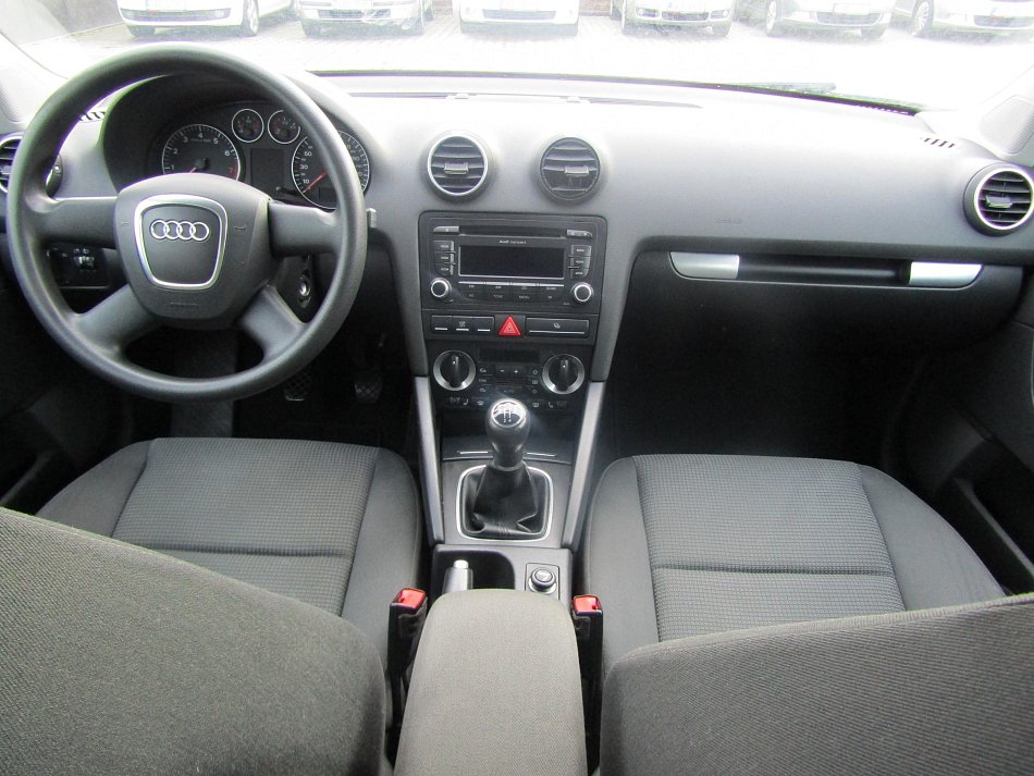 Audi A3 1.6i  Sportback