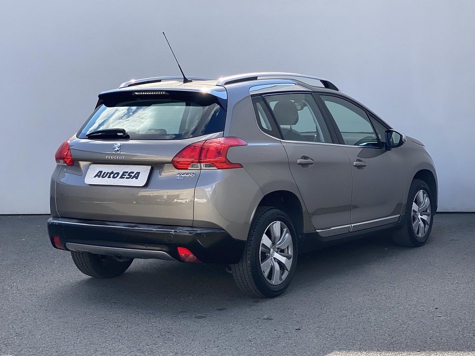 Peugeot 2008 1.2 Allure