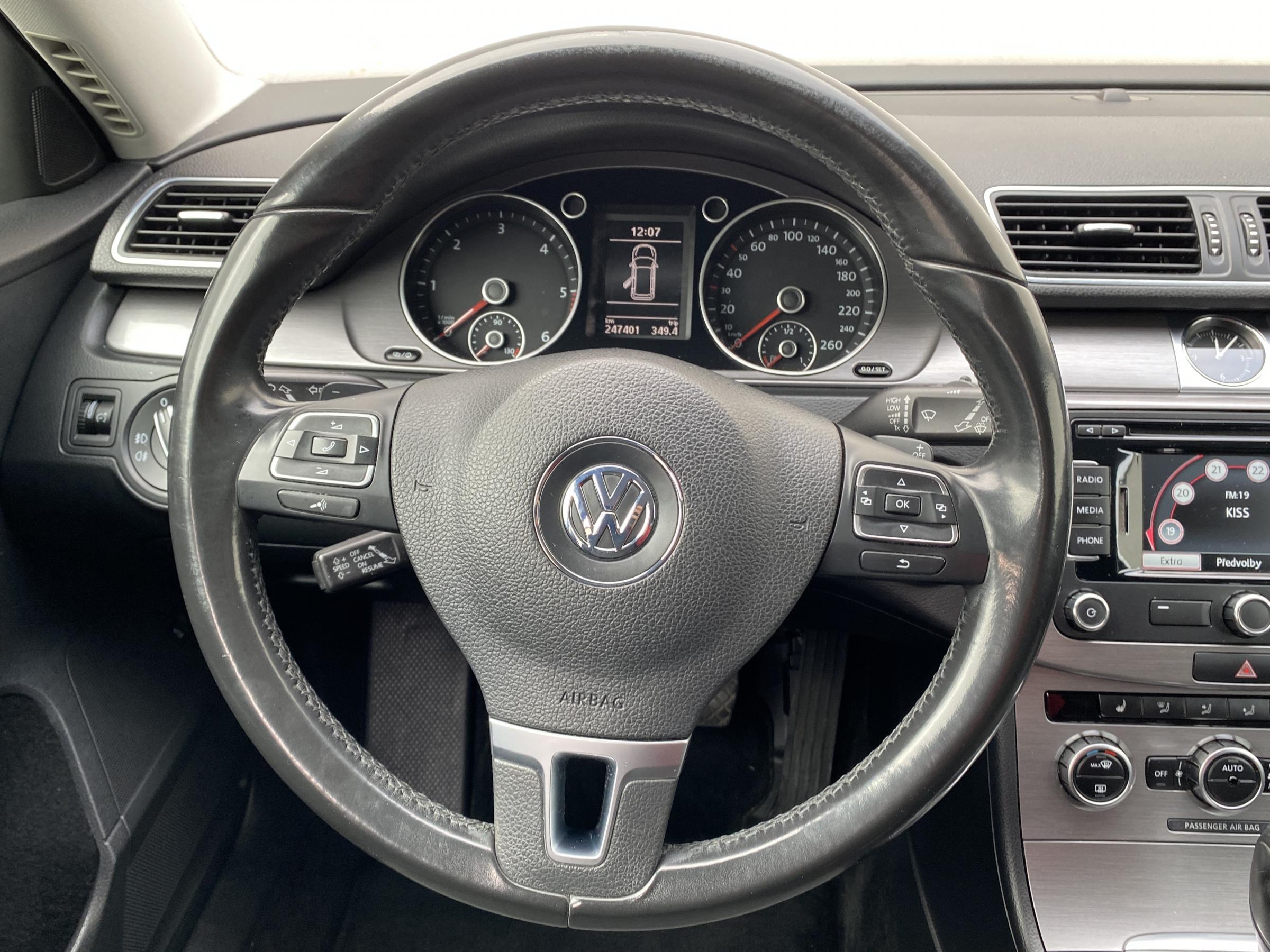 Volkswagen Passat, 2012 - pohled č. 12