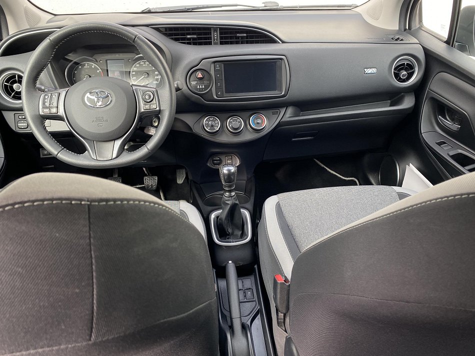 Toyota Yaris 1.5i  Y20