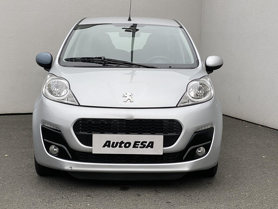 Peugeot 107 1.0i 