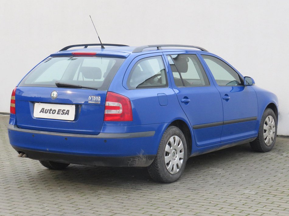 Škoda Octavia II 2.0 TDi Elegance