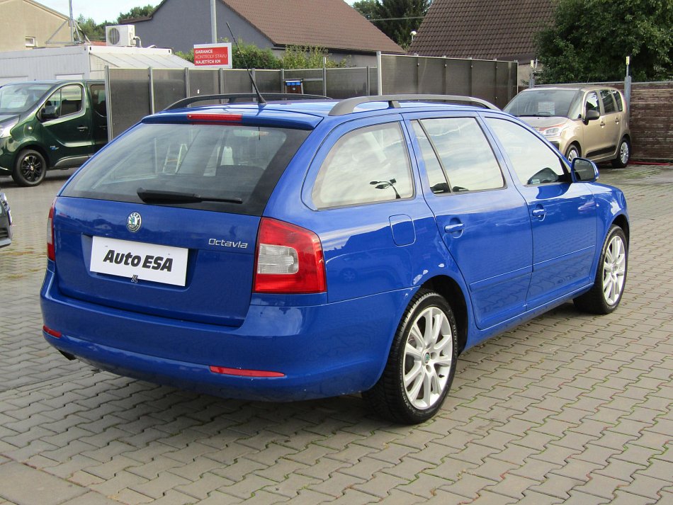 Škoda Octavia II 1.6TDI Ambiente